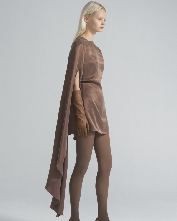 У каких российских брендов можно купить вечерний