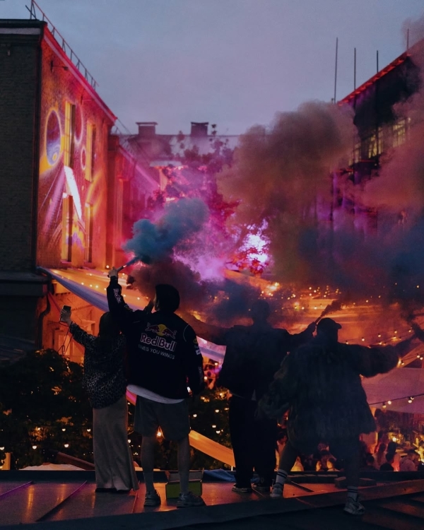 Техно-йога в «Стрелке», Эдит Пиаф в Yauza