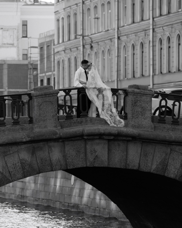 Интервью с невестой: о вдохновении эстетикой antibride