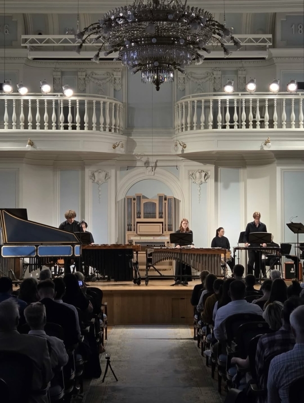 «Свадебка» в консерватории, нью-йоркская пицца в «Автомойке»