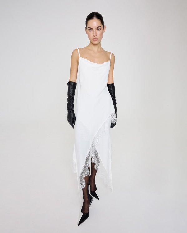 У каких российских брендов можно купить вечерний