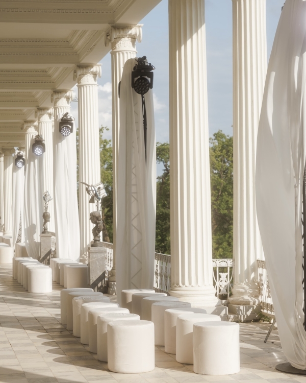 Как создавался показ Lichi, который соединил в