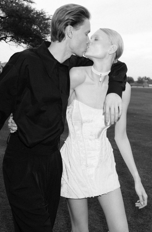 Агентства Royal Wedding