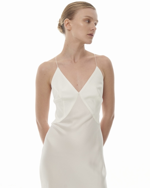 У каких российских брендов можно купить вечерний