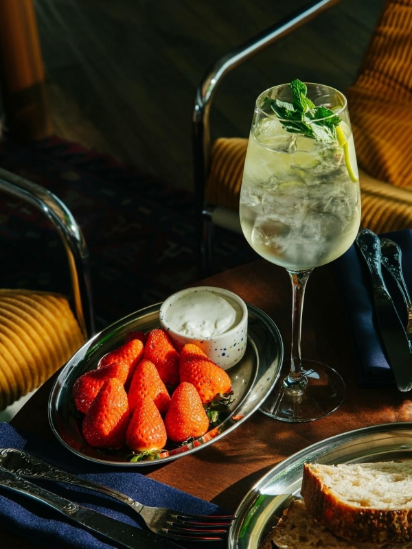 Техно-йога в «Стрелке», Эдит Пиаф в Yauza