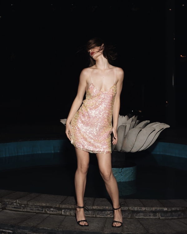 У каких российских брендов можно купить вечерний