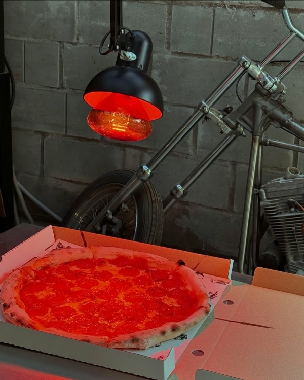 «Свадебка» в консерватории, нью-йоркская пицца в «Автомойке»