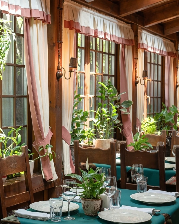 Романтичные загородные рестораны для ужина вдвоем