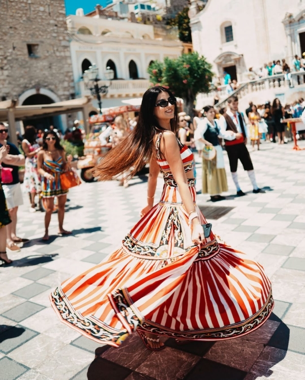 Как встретить лето? Устройте ужин с ярким