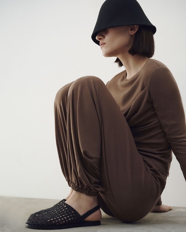 Не только вьетнамки. Какую обувь взять с