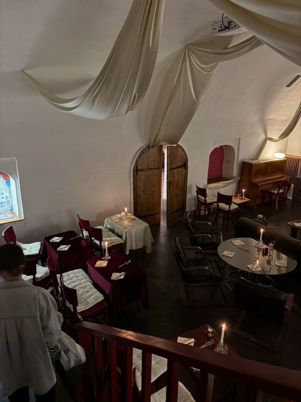 «Свадебка» в консерватории, нью-йоркская пицца в «Автомойке»