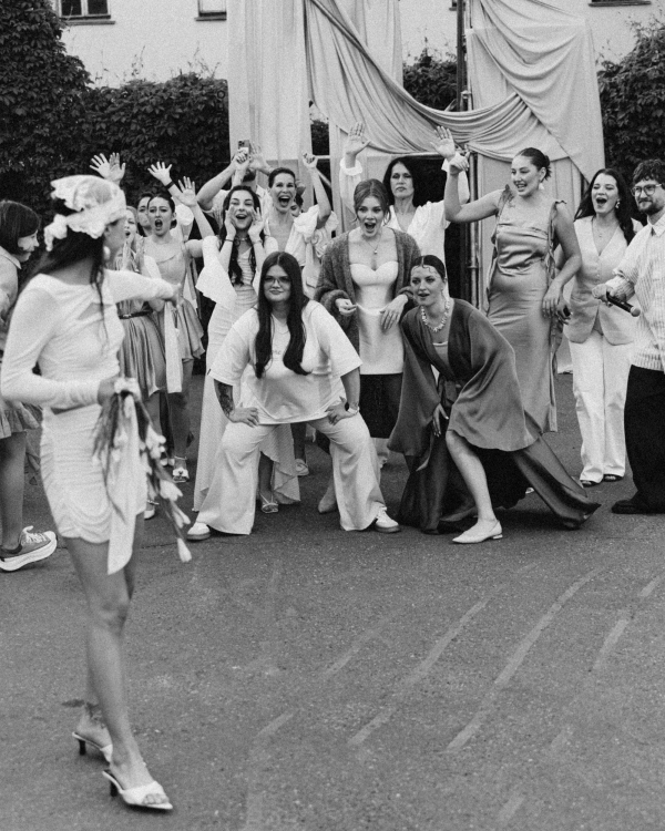 Интервью с невестой: о вдохновении эстетикой antibride