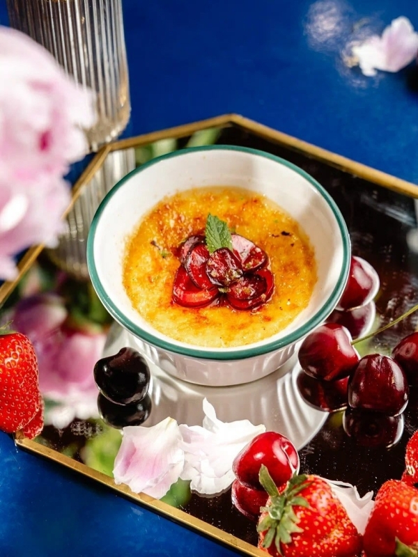 «Король папарацци» в МАММ, «Черешневое меню» в