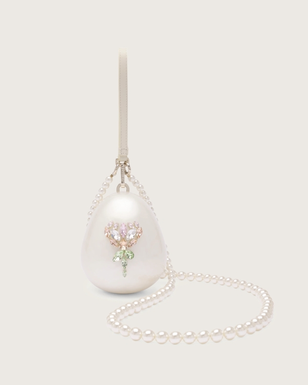 Клатч — то, что нужно невесте в