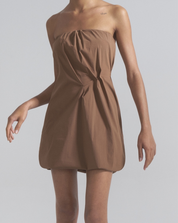 У каких российских брендов можно купить вечерний