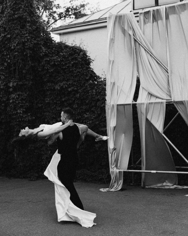 Интервью с невестой: о вдохновении эстетикой antibride