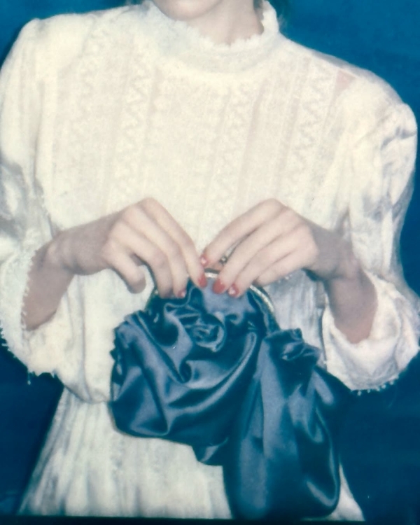 Клатч — то, что нужно невесте в