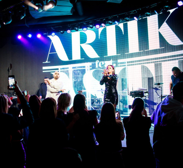 5 ресторанов известных сетей, где можно провести