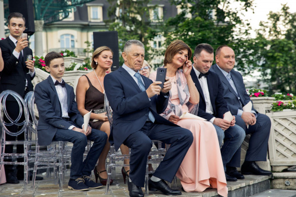 Танцующие звёзды: свадьба в загородном ресторане «Вилла