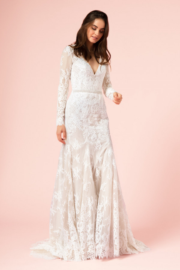 Новые коллекции знаменитых дизайнеров в Wedding by