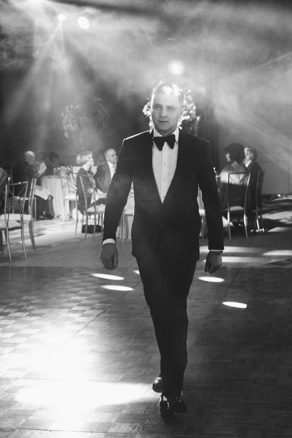 Ведущие Олег Савельев