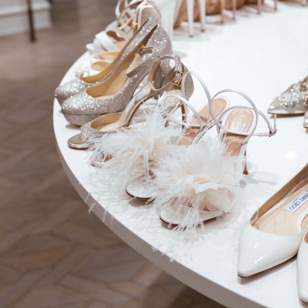 Новые коллекции знаменитых дизайнеров в Wedding by