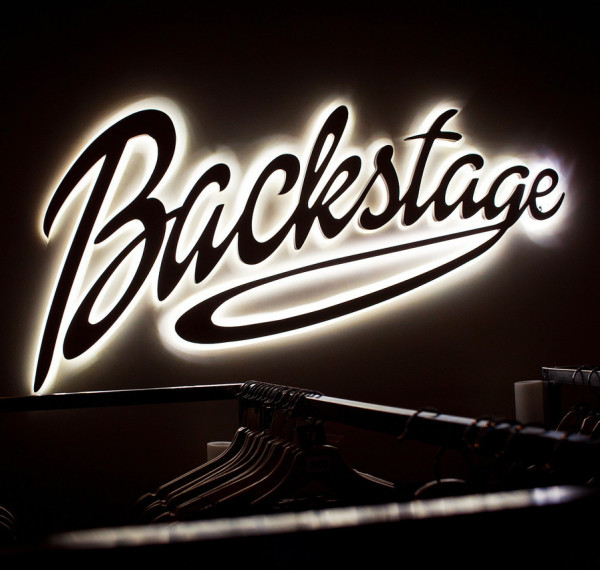 5 ресторанов известных сетей, где можно провести