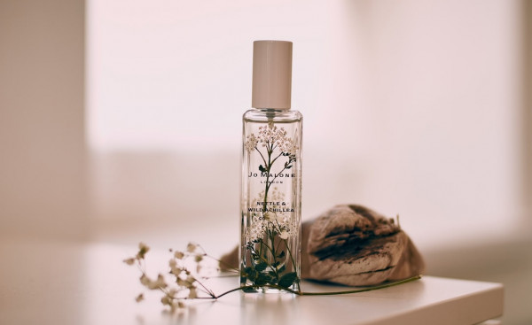 Какие духи выбрать невесте: 10 новых ароматов