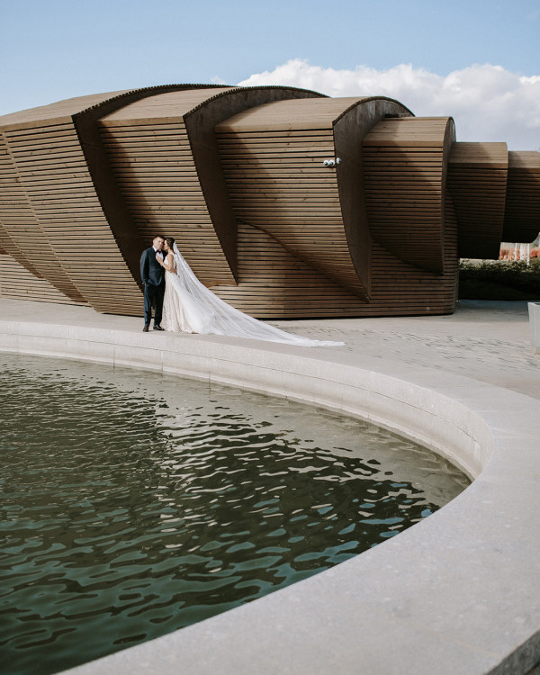 Переносить свадьбу или отменять? Отвечают агентства