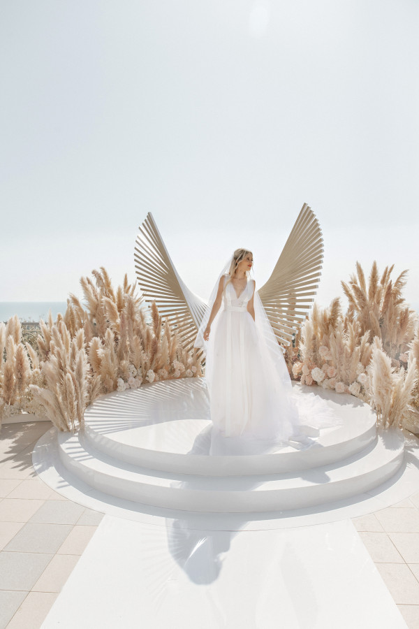 Солнечная свадьба на берегу Черного моря