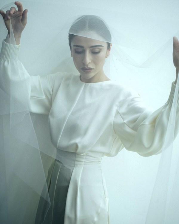 Свадебные платья Edem теперь можно примерять дома