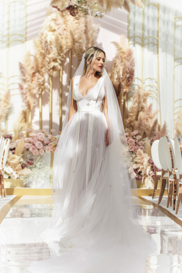 Солнечная свадьба на берегу Черного моря