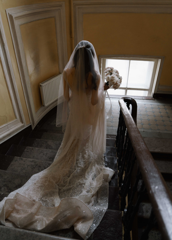 Свадьба в атмосферном замке в Павловске