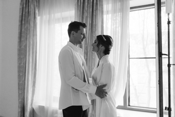 Уютная свадьба в золотисто-зеленых оттенках