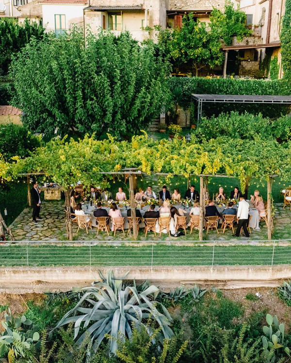 «К нам приходят за элегантными свадьбами и