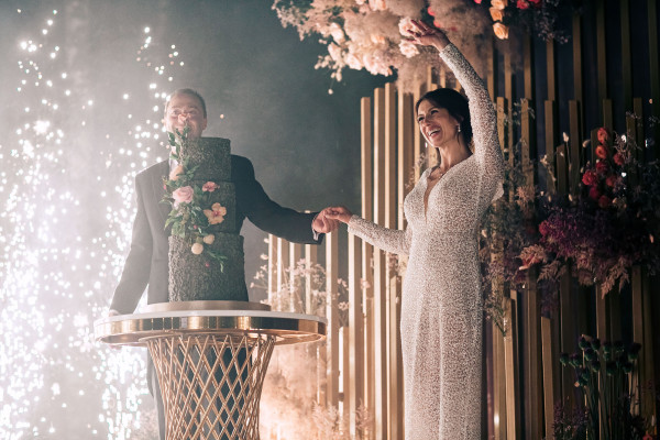 Переносить свадьбу или отменять? Отвечают агентства