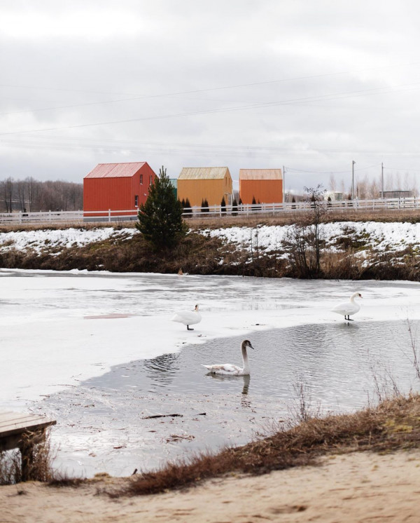 Загородные коттеджи для камерной свадьбы