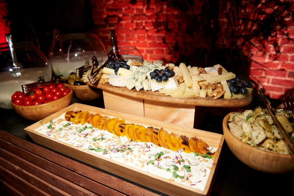 Novikov Catering: 6 принципов кейтеринга Аркадия Новикова