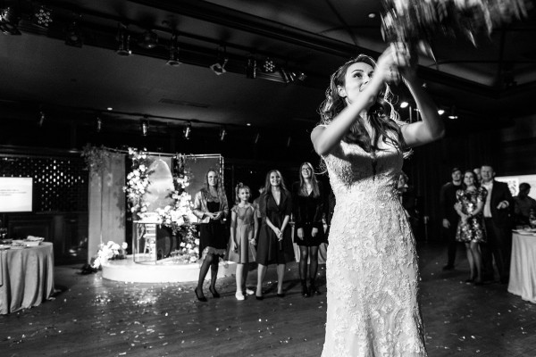 Классическая сдержанная свадьба в центре Москвы