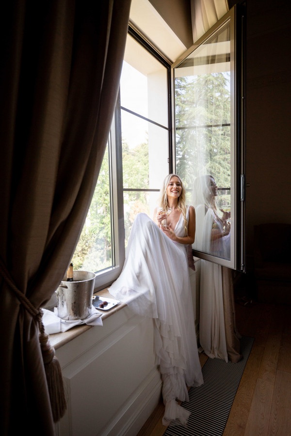 Солнечная свадьба на берегу Черного моря