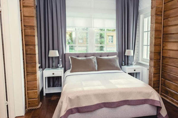 Загородные коттеджи для камерной свадьбы