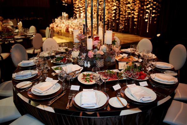 Novikov Catering: 6 принципов кейтеринга Аркадия Новикова