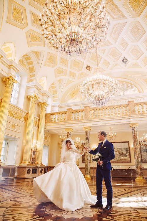 5 «замков» Подмосковья, в которых можно провести