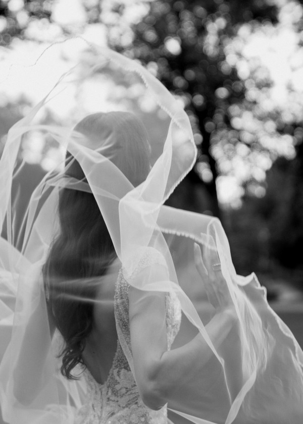 Свадьба в атмосферном замке в Павловске