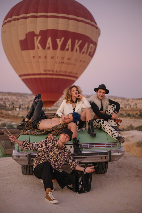 Какую кавер-группу выбрать на свадьбу