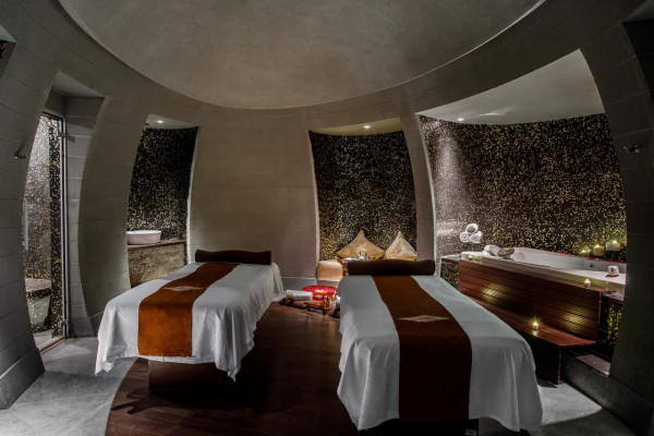 Где отметить 8 марта? Лучшие предложения отелей