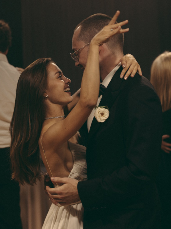 Безупречно стильная летняя свадьба