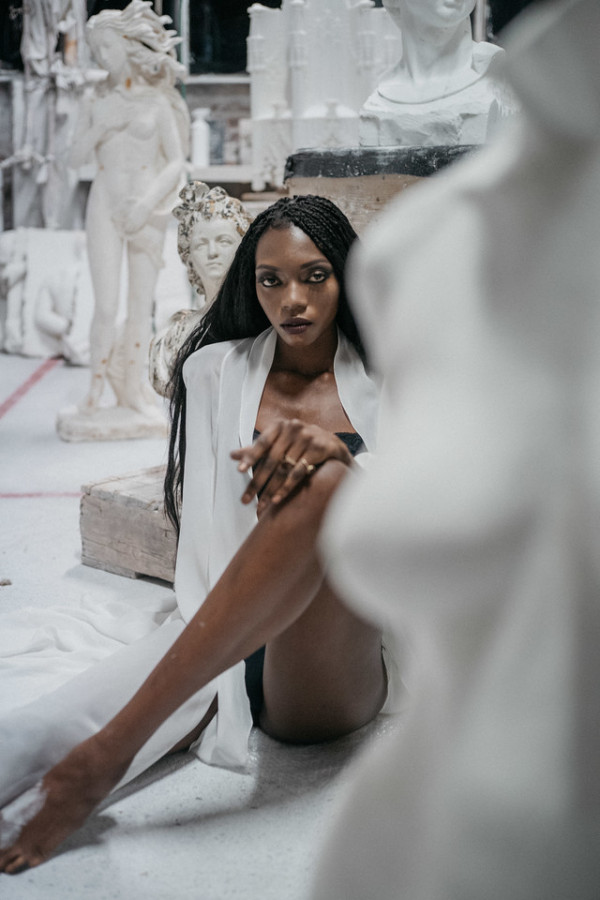 Любовь сквозь века: прошлое, настоящее, будущее и