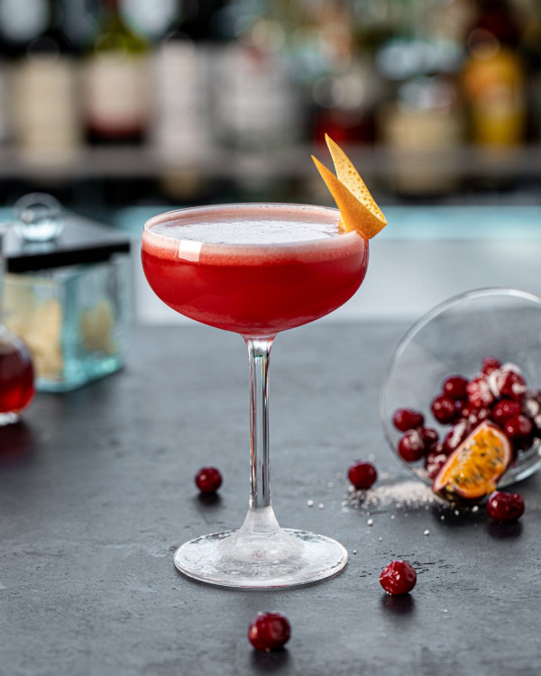 Где отметить 8 марта? Лучшие предложения отелей