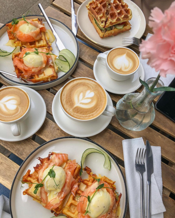 Как провести 8 марта одной? 3 сценария